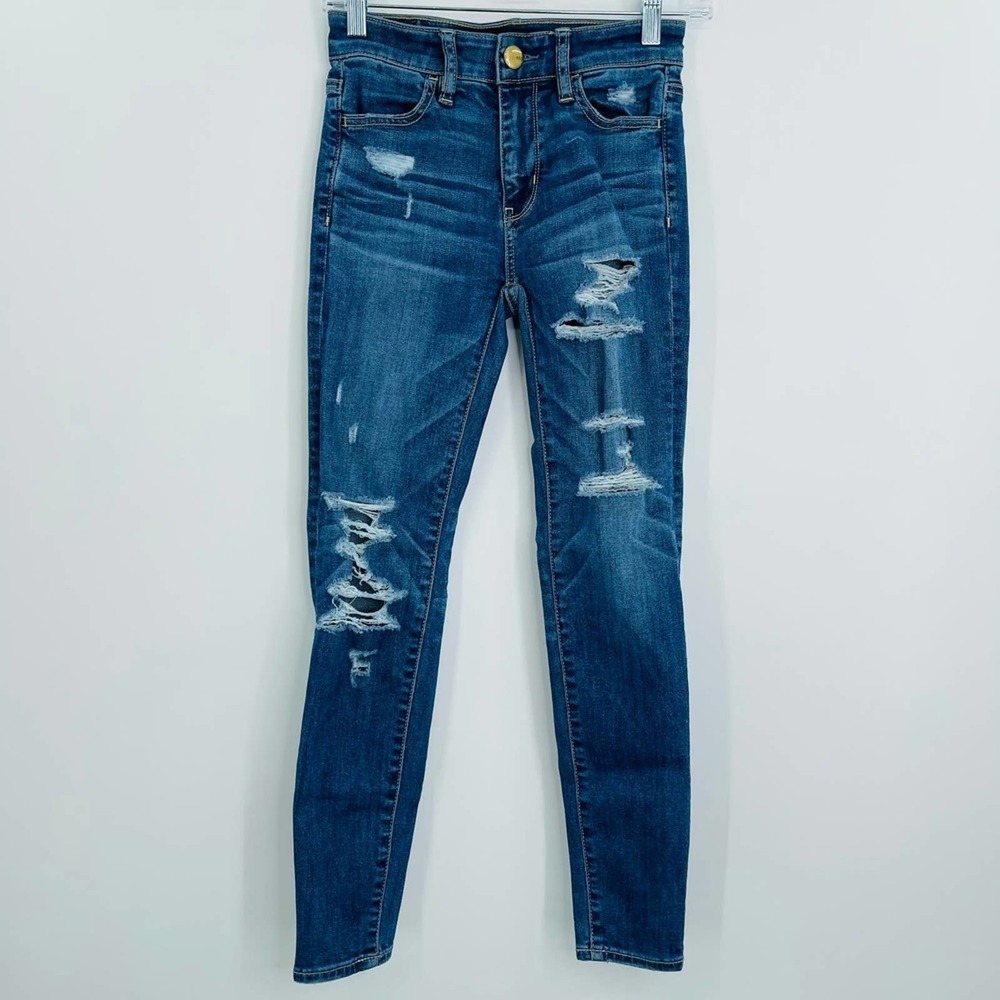 American Eagle Hi-Rise Jegging Destroyed